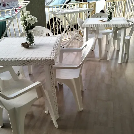 Orazio U Vitturisi Bed & Breakfast *