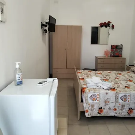 Orazio U Vitturisi Bed & Breakfast Portopalo Di Capo Passero